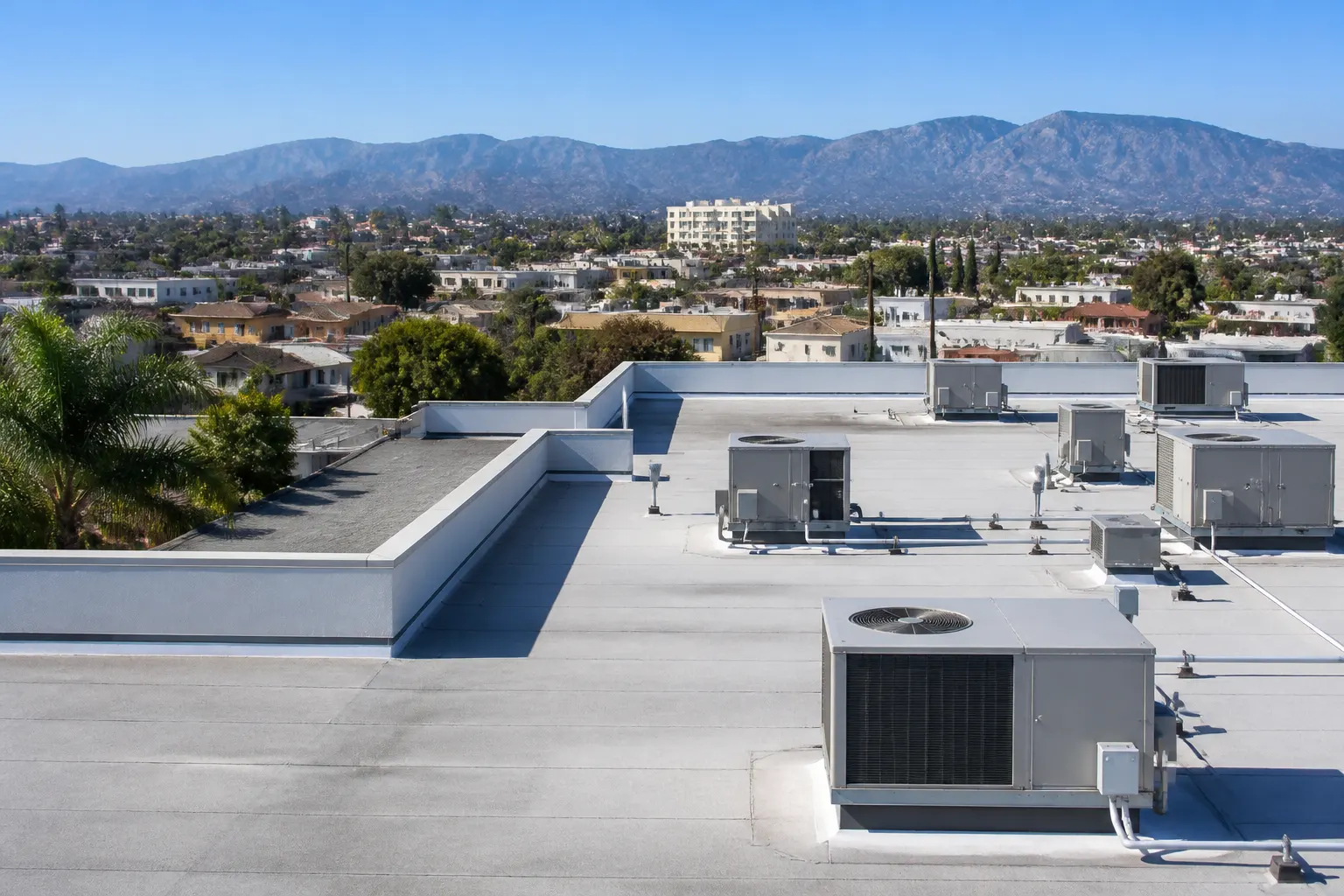 CSLB-Licensed Commercial Roofer in Alhambra, CA
