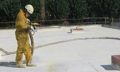 Spray polyurethane foam (SPF) roof application